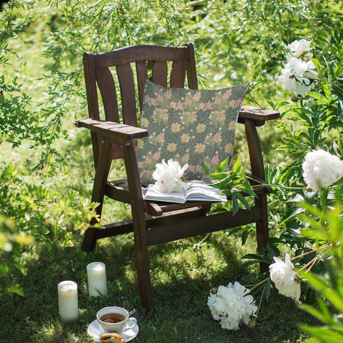 Waterproof Outdoor Throw Pillow Cover, Spring William Morris flowers Rustic Pillow Sham