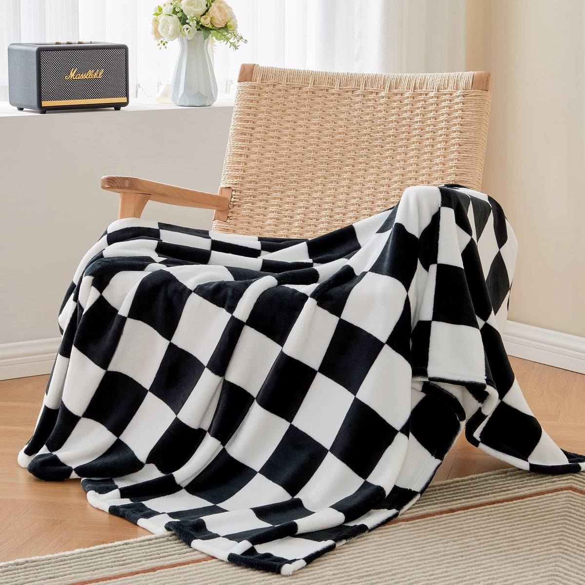 Checkered Throw Blanket for Couch, Soft & Cozy Fleece Flannel Blanket with Checkerboard Grid Home Decor