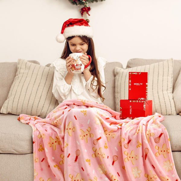 Pink Christmas Throw Blanket for Girls &amp; Teens – Cute Holiday Blanket with Gingerbread Man Pattern