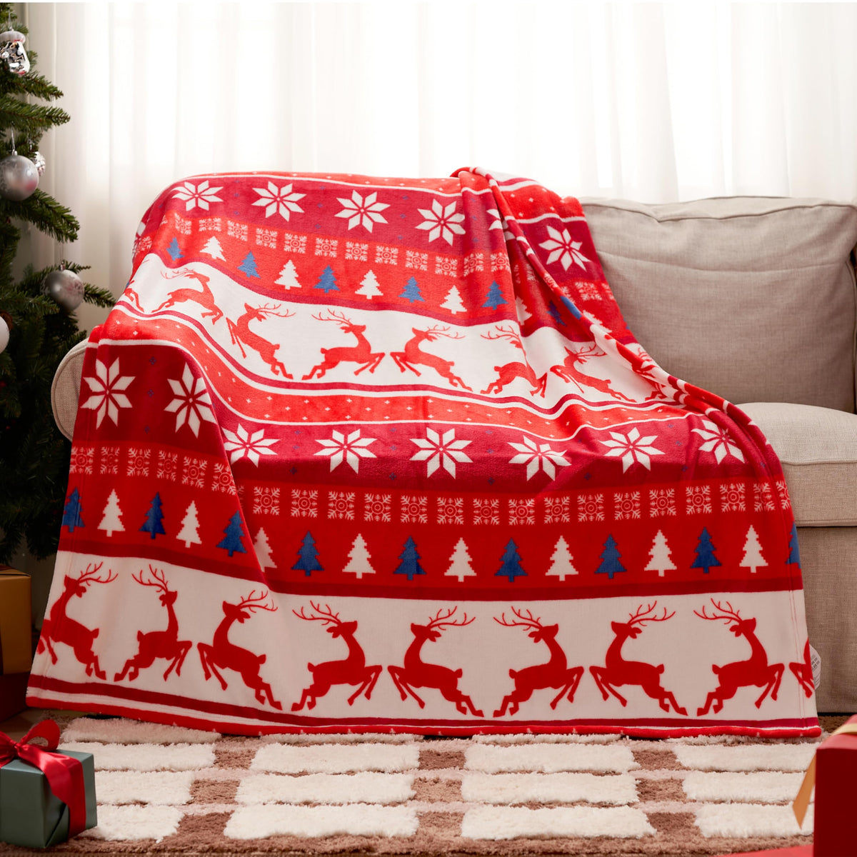 Christmas Throw Blanket - Soft Flannel Christmas Blanket - Warm Plush Holiday Decorative Throw