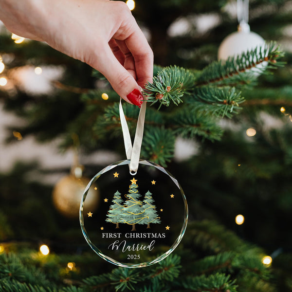 Wedding Gifts - Wedding Gifts for Couples 2025-1st First Christmas Married Ornament 2025 - Married Couple Gift for Bride, Newlyweds
