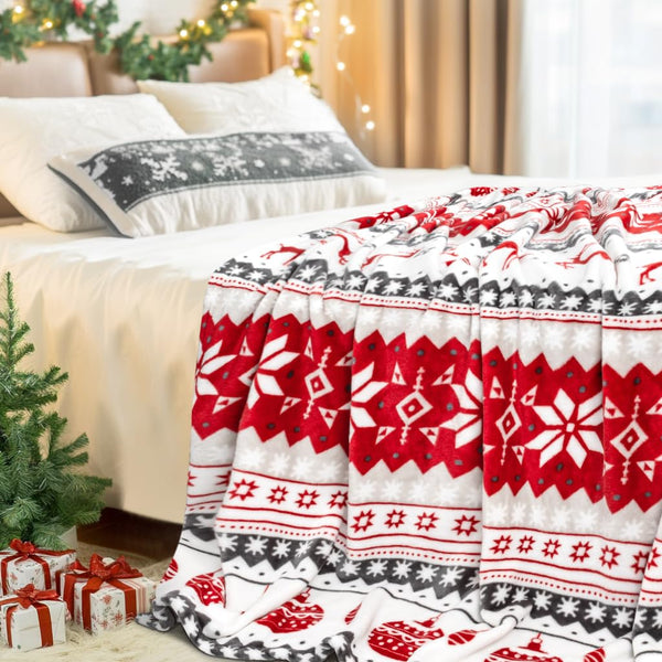 Christmas Throw Blanket for Couch, Holiday Christmas Reindeer Snowflakes Flannel Fleece Blanket