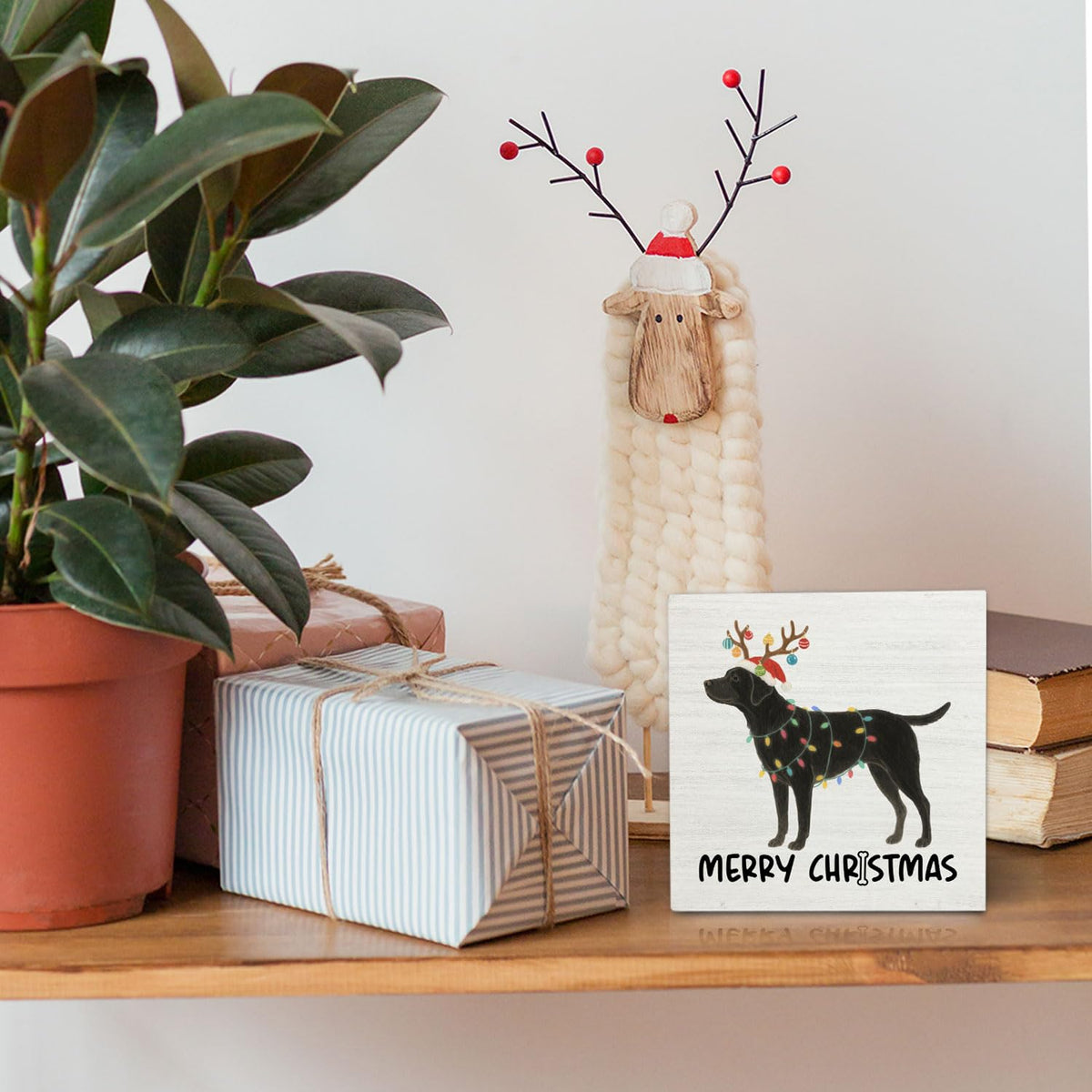 Black Labrador Retriever Merry Christmas Wooden Box Sign Desk Decor, Black Lab Gifts, Christmas Lab Dog Wood Block Sign