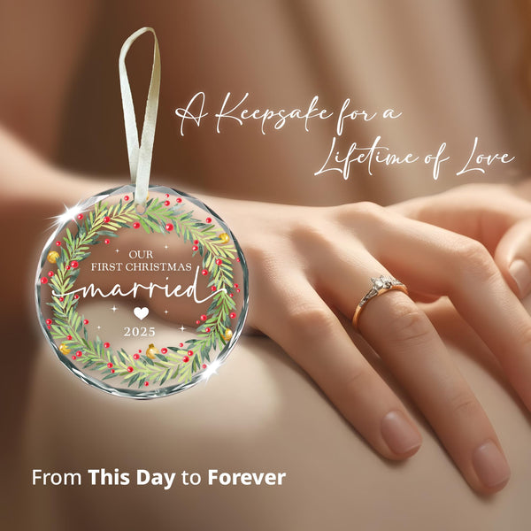 Our First Christmas Married Ornament 2025 – Newlyweds Christmas Glass Ornaments – First Year Marry Wedding Ornaments for Newlyweds