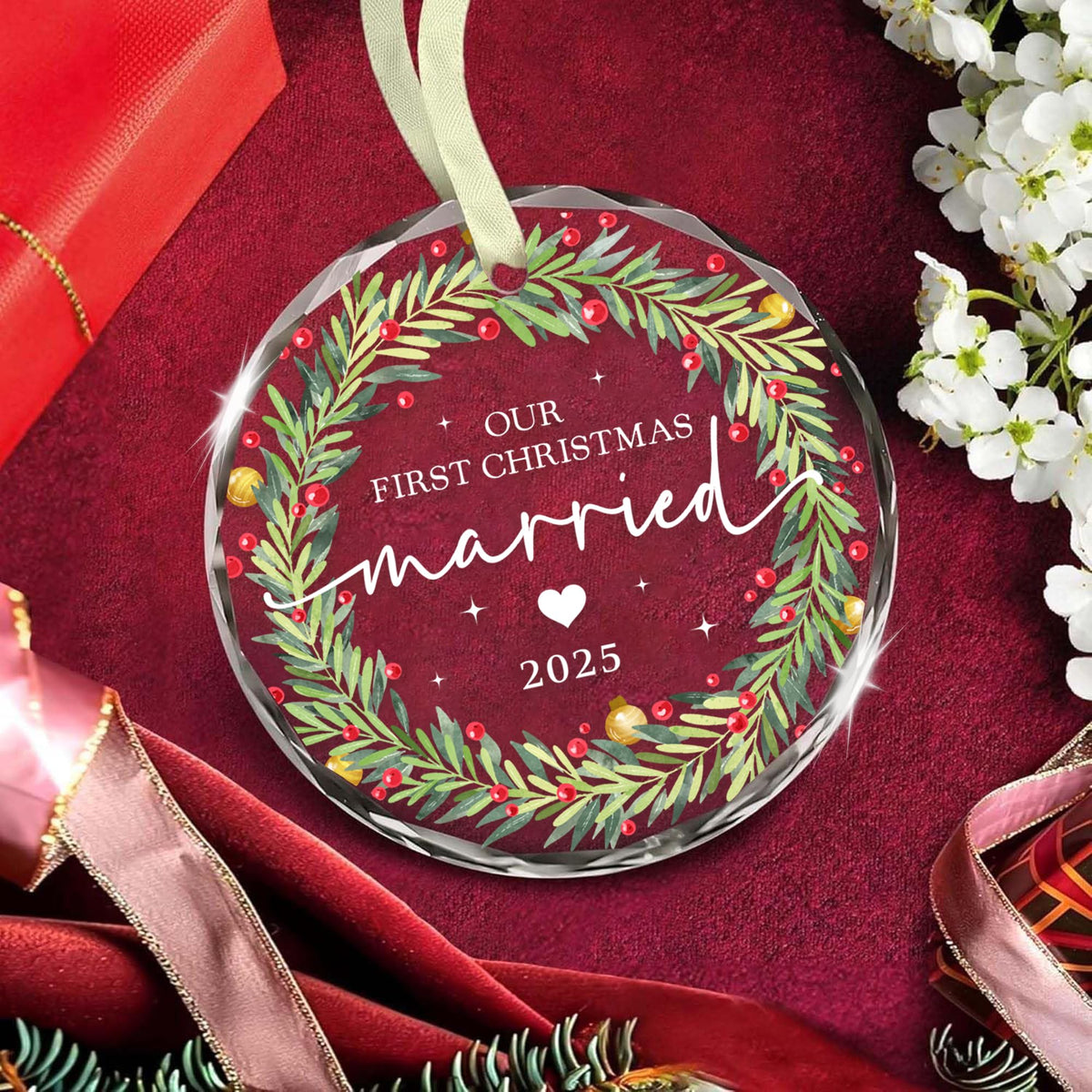 Our First Christmas Married Ornament 2025 – Newlyweds Christmas Glass Ornaments – First Year Marry Wedding Ornaments for Newlyweds