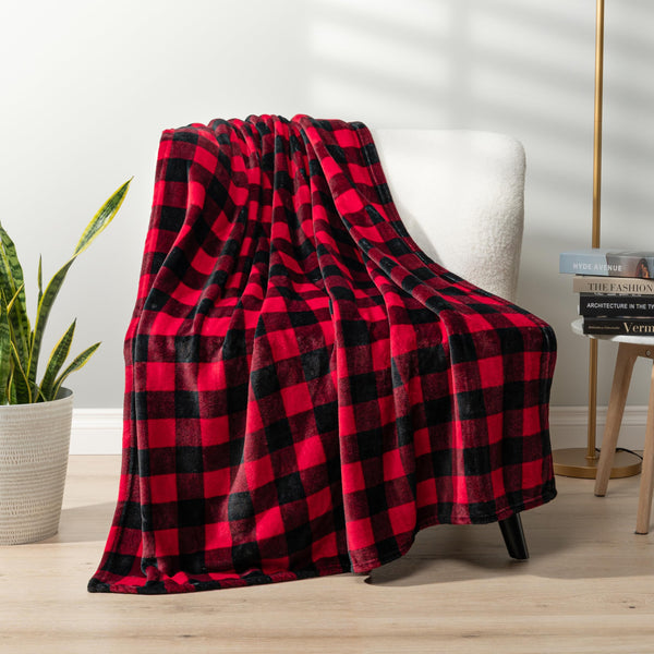 Black and Red Buffalo Plaid Fleece Throw Blanket for Couch, Soft Checkered Flannel Blanket for Sofa, Plaid Christmas Couch