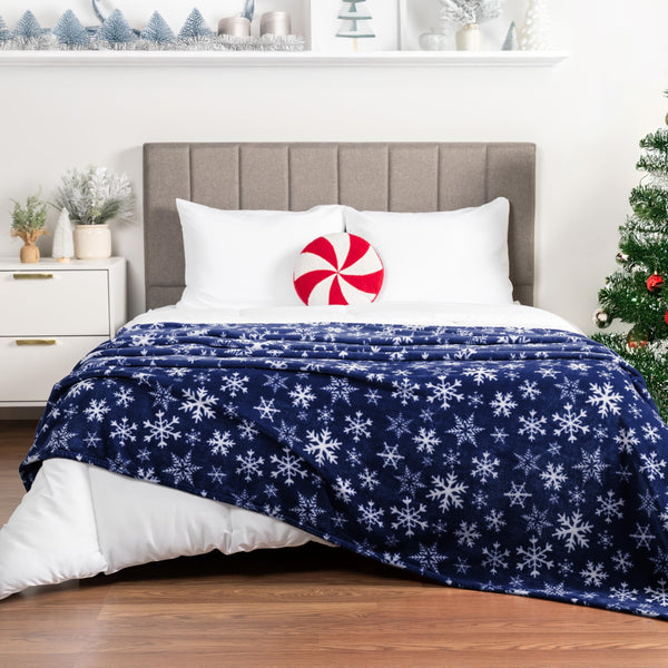 Christmas Throw Blanket | Navy Snowflake Christmas Fleece Blanket | Soft, Plush, Warm Winter Cabin Throw, 50x60