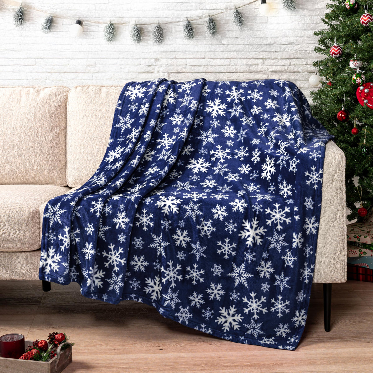 Christmas Throw Blanket | Navy Snowflake Christmas Fleece Blanket | Soft, Plush, Warm Winter Cabin Throw, 50x60