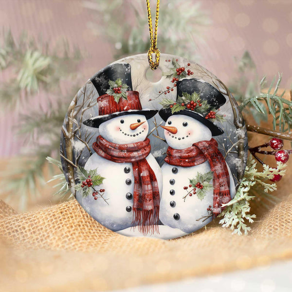 Snowman Couple Ornament Round Ceramic Ornaments Xmas Keepsake for Christmas Tree Winter Holiday Xmas Gift