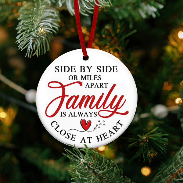 Family Christmas Ornament Gifts for Women Men - Ceramic Christmas Ornaments 2025 for Tree Decorations for Mom Dad