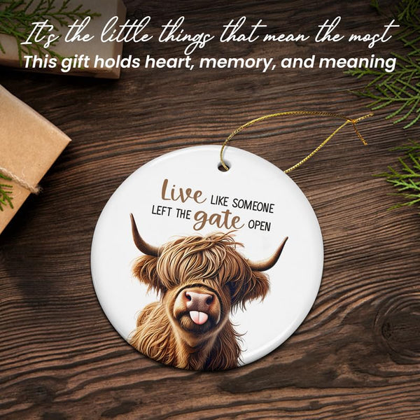 Christmas Highland Cow Gifts for Women Men - Ceramic Christmas Ornaments 2025 for Xmas Tree Decorations