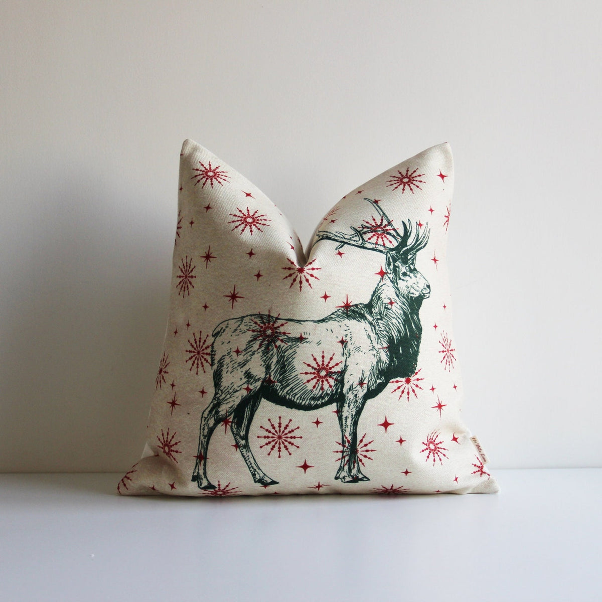 Christmas Reindeer Throw Pillow Cover – Holiday Cabin Decor