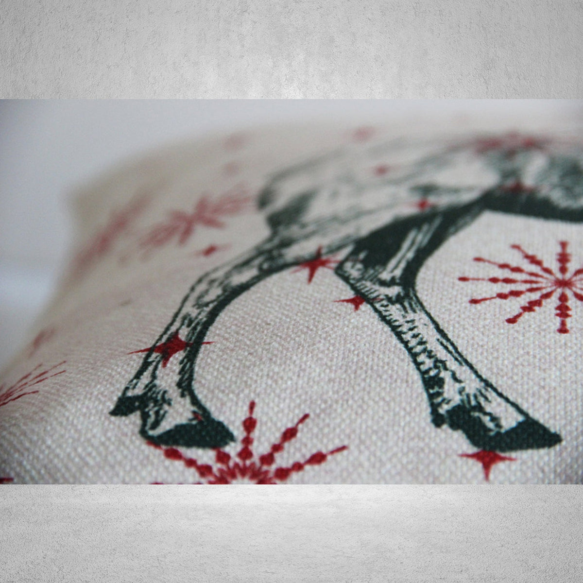 Christmas Reindeer Throw Pillow Cover – Holiday Cabin Decor