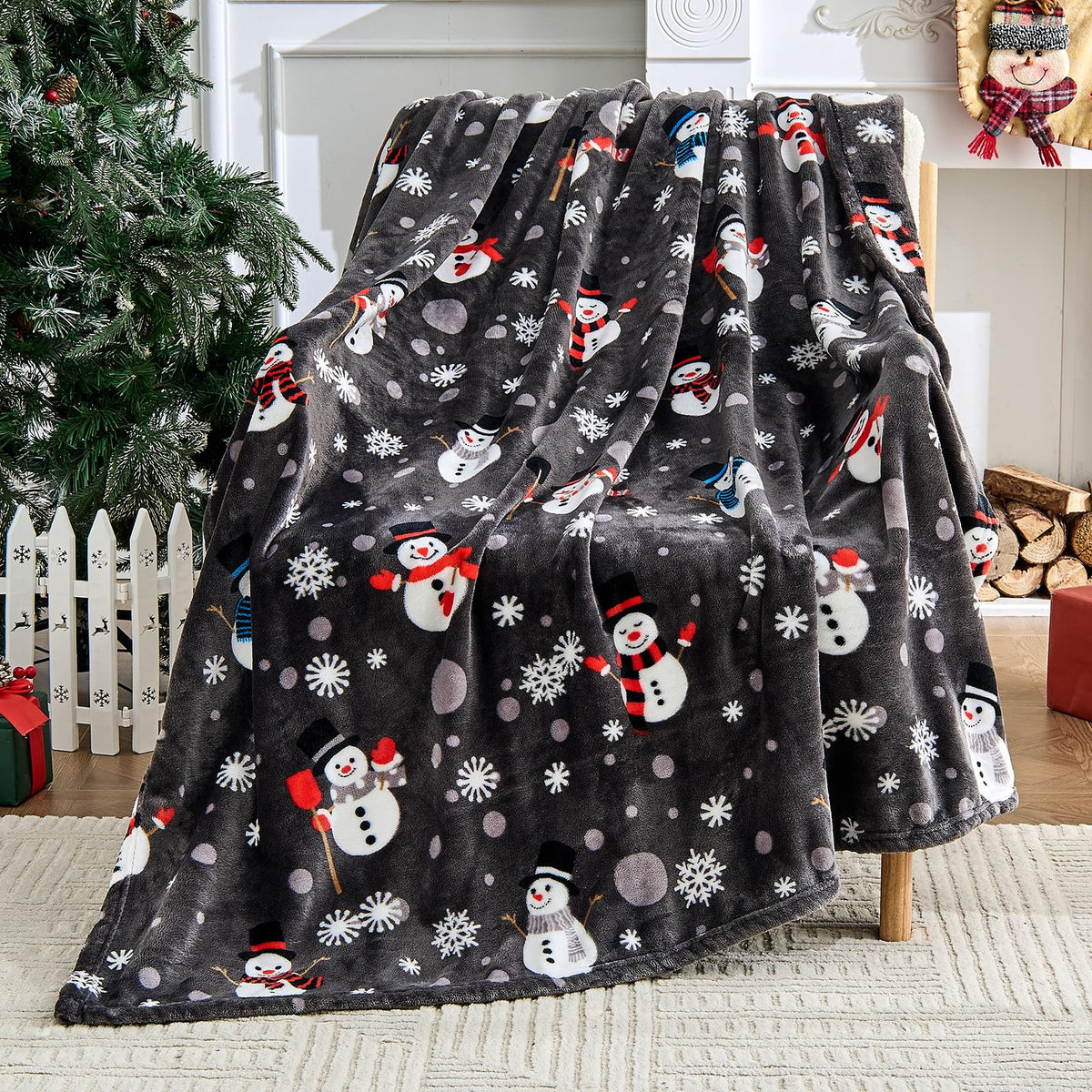 Grey Christmas Throw Blanket - Soft Warm Cozy Fleece Winter Throw, Holiday Blanket with Snowman And Snowflake