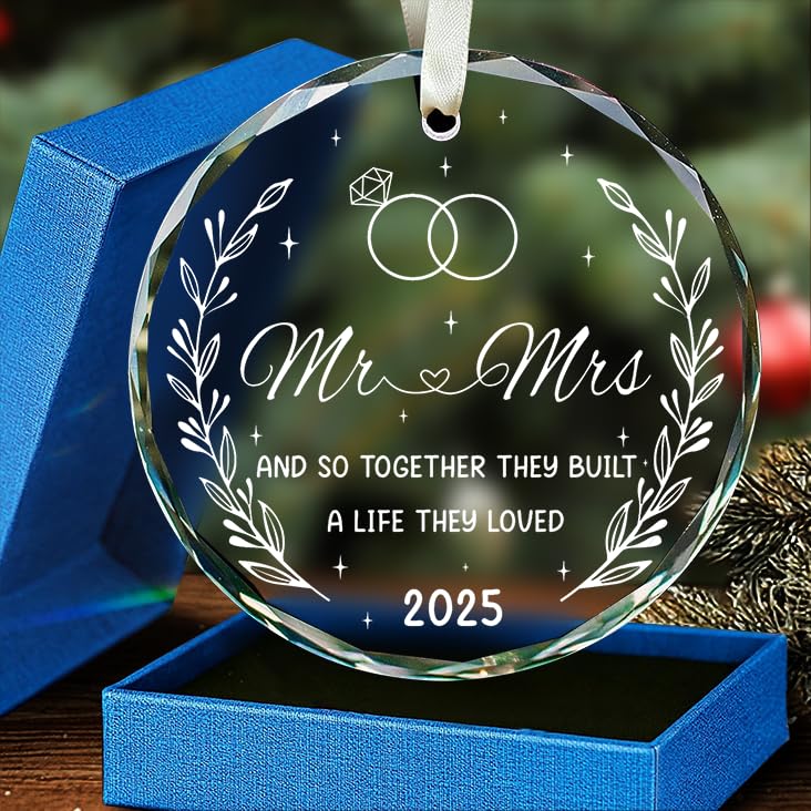 First Christmas Married Ornament 2025 - Mr and Mrs Sign Wedding Gifts for Couples, Newlyweds - Bridal Shower Present
