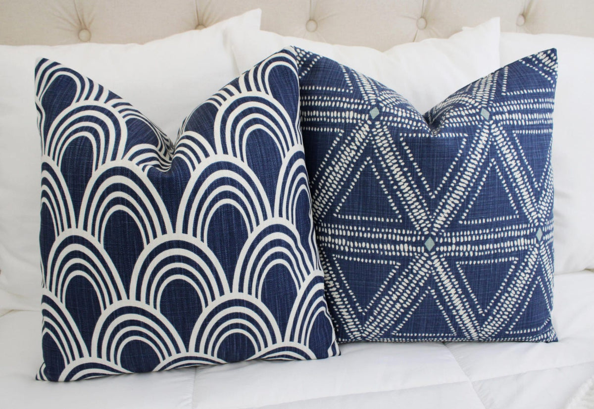 Blue and White Pillow Cover, 18x18 Inch Waterproof Outdoor Modern Pillow Sham