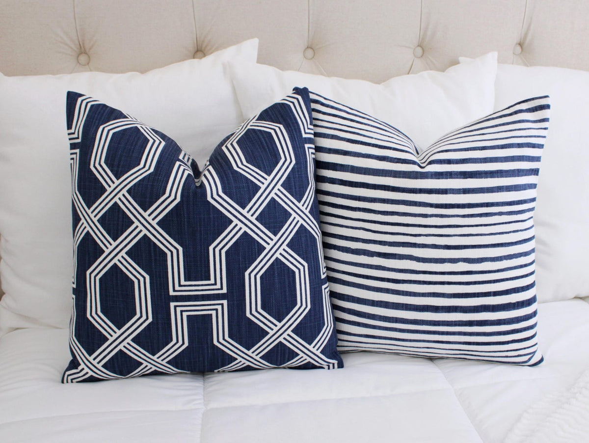 Blue and White Pillow Cover, 18x18 Inch Waterproof Outdoor Modern Pillow Sham