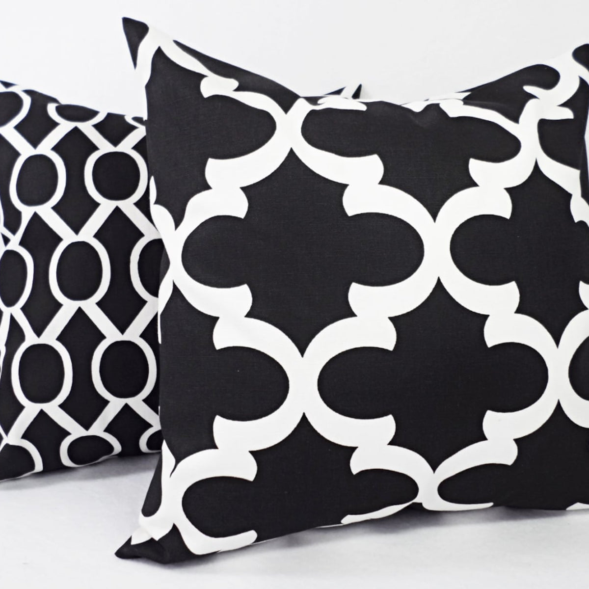 Black and White Pillow Cover, 18x18 Inch Waterproof Outdoor Greek Key Plaid Geometry Pillow Sham (Copy)