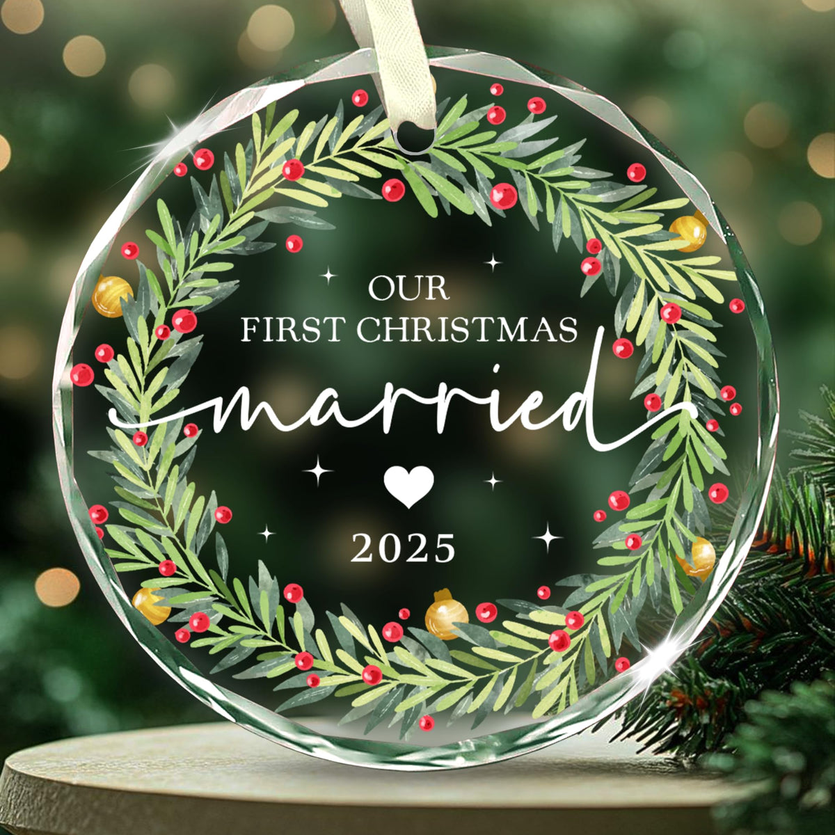 Our First Christmas Married Ornament 2025 – Newlyweds Christmas Glass Ornaments – First Year Marry Wedding Ornaments for Newlyweds