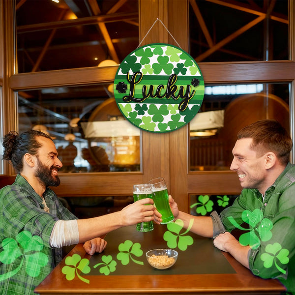 St. Patrick's Day Welcome Door Sign 2D Flat Green Shamrock Lucky Clover Round Wood Door Hanger Outdoor Decor