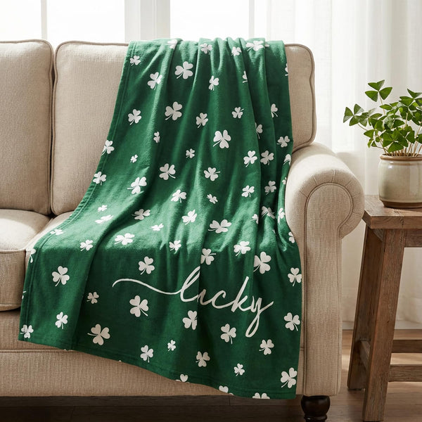 St. Patrick's Day Flannel Blanket Throw, Irish Clover Shamrock Green Soft Fuzzy Plush Cozy