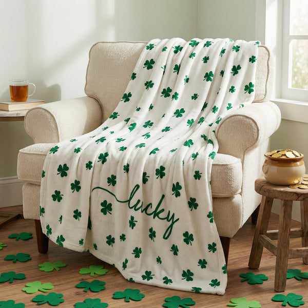 St. Patrick's Day Flannel Blanket Throw, Irish Clover Shamrock Green Soft Fuzzy Plush Cozy